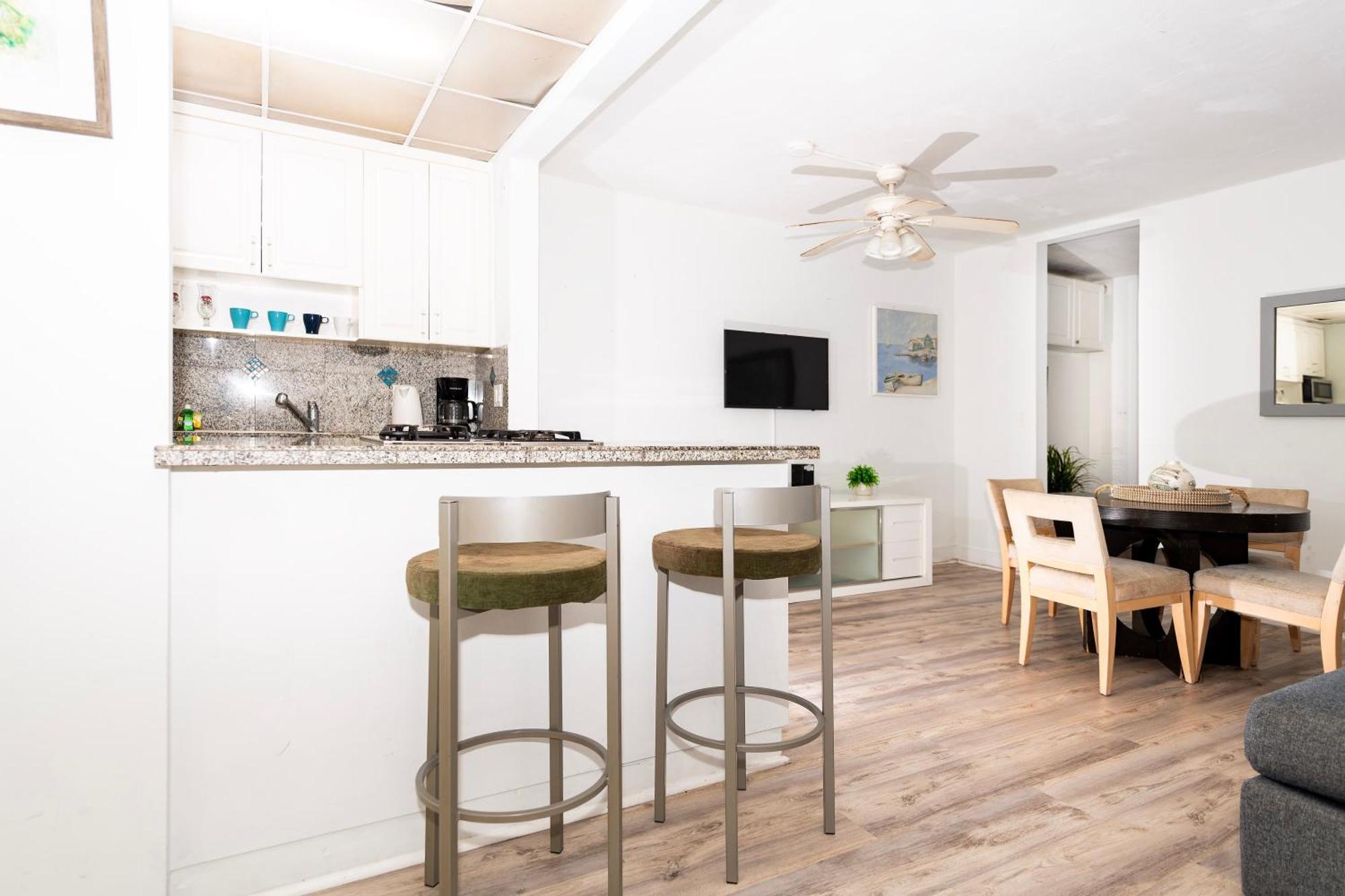 Sofi Beach Apartments Miami Beach Bagian luar foto