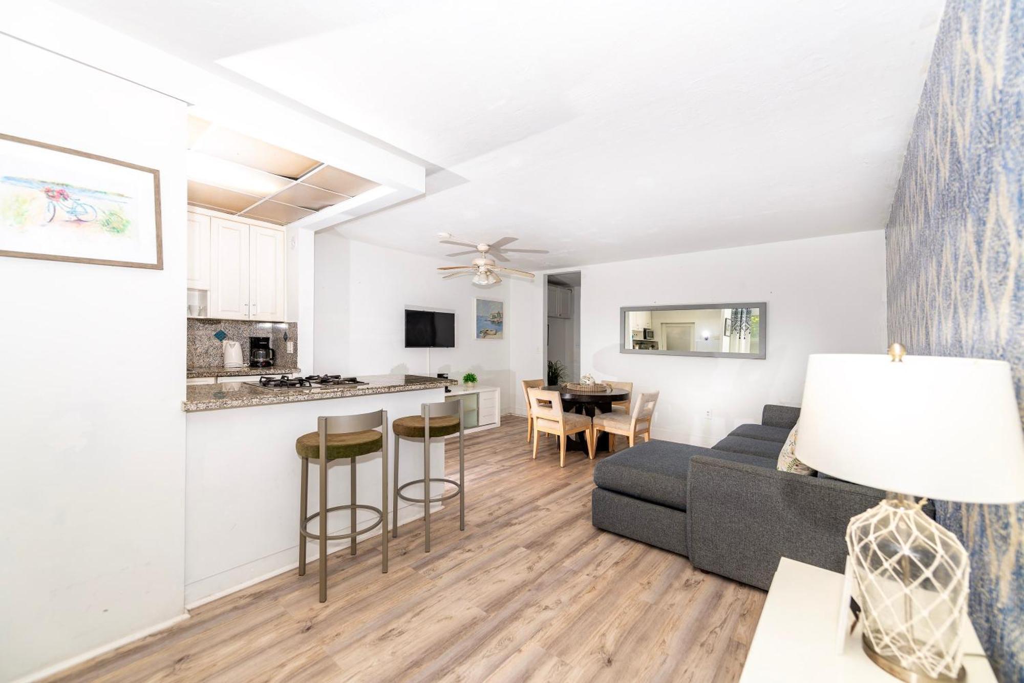 Sofi Beach Apartments Miami Beach Bagian luar foto