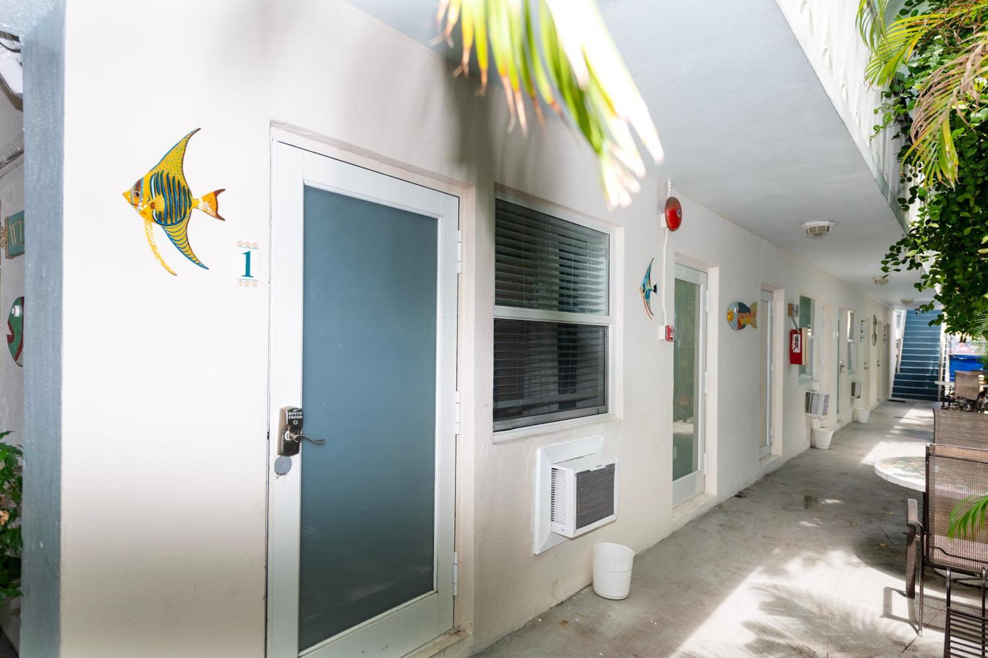 Sofi Beach Apartments Miami Beach Bagian luar foto